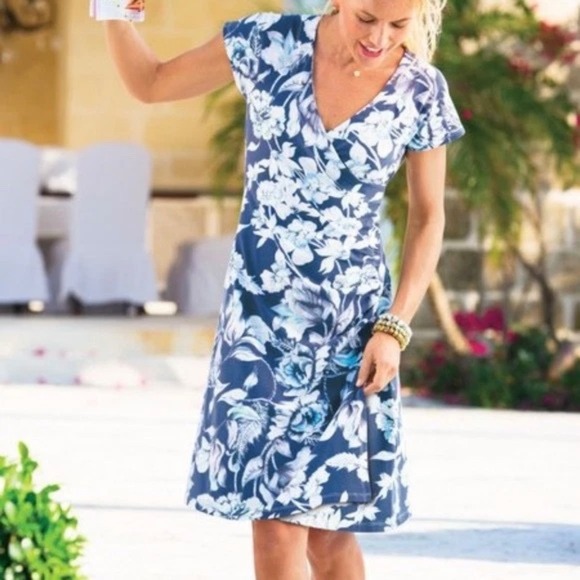 Soft Surroundings Dresses & Skirts - Soft Surroundings Shapely Anywhere Faux Wrap Dress Size L Blue Floral Tropical